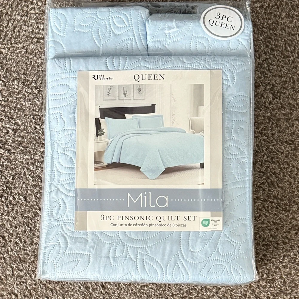 Queen Light Blue Quilt Bedding Set